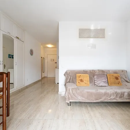 Marina View, Sunny One Bedroom Pyr * Fuengirola